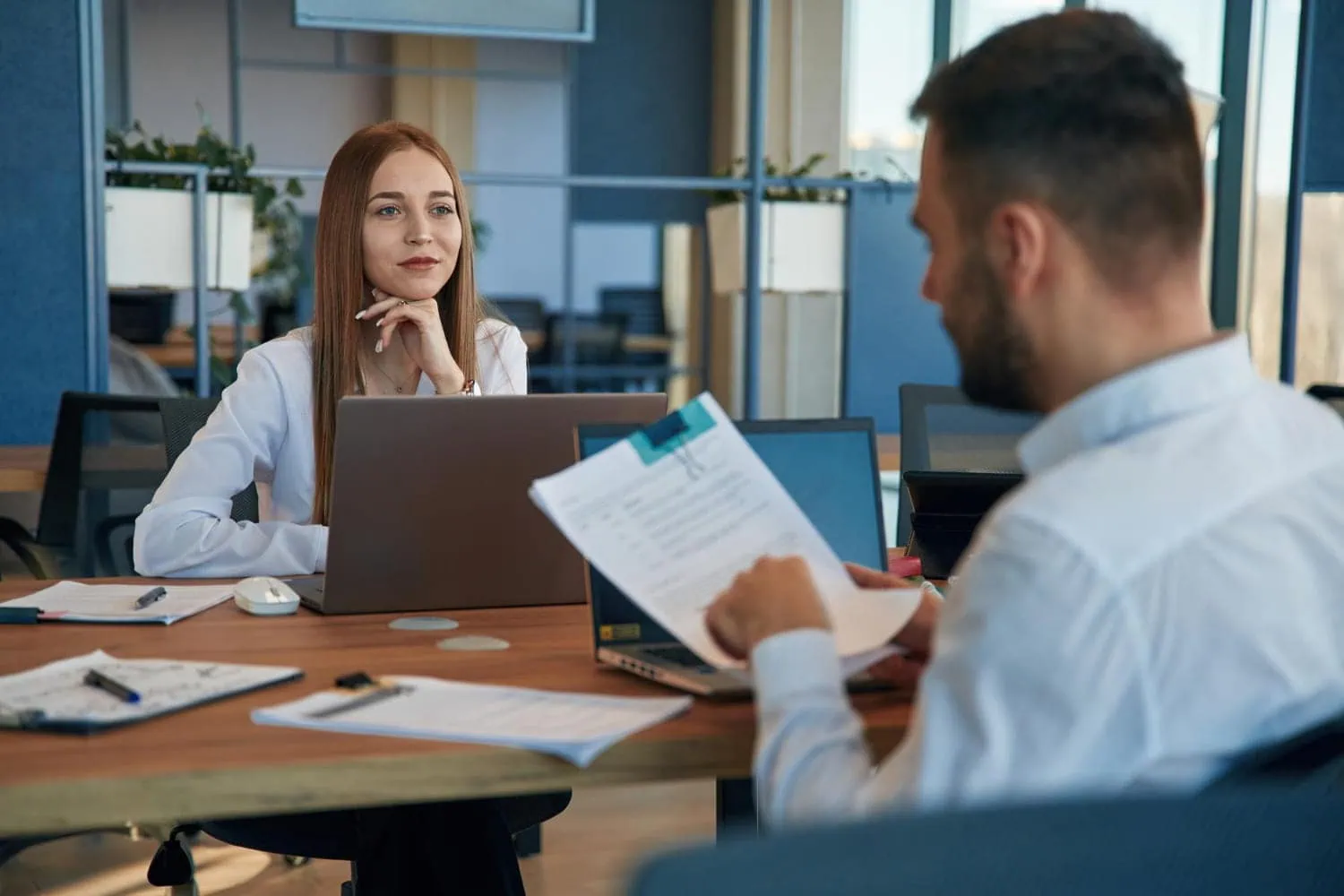 femme homme recrutement entretien